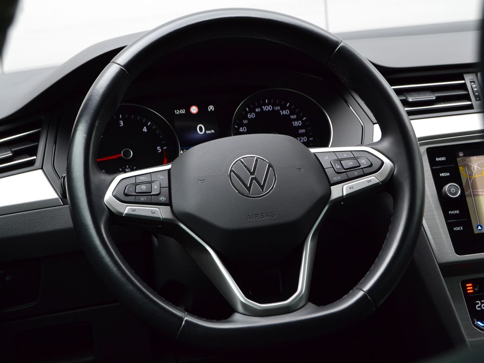 Passat Variant 2.0 TDI AHK/LED/NAVI+VZE/BUSINESS