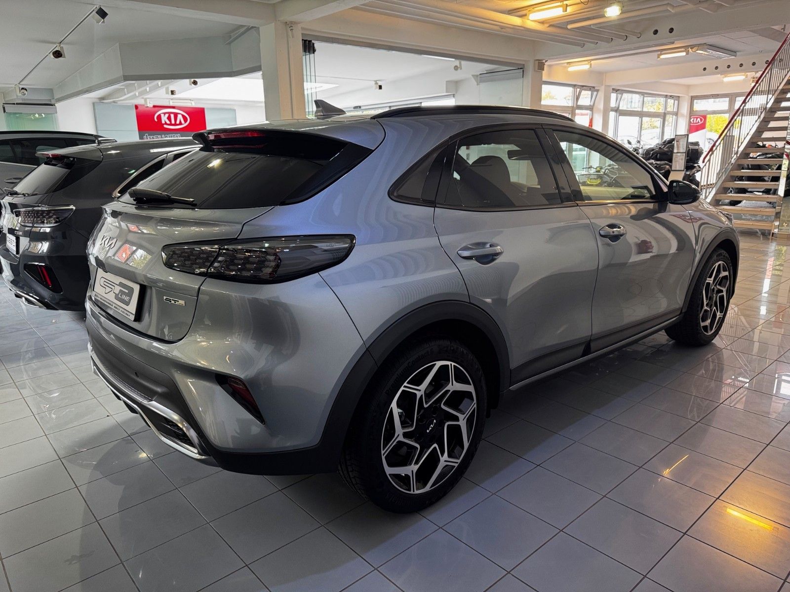 Fahrzeugabbildung Kia XCEED 1.6T 180PS GTL LEDER NAVI KAMERA KLIMAAUT.