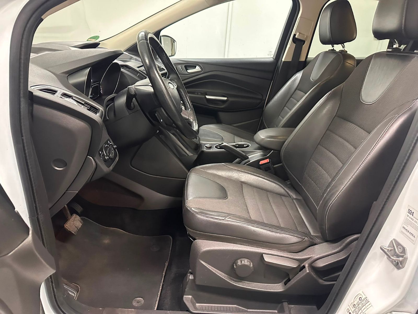 Fahrzeugabbildung Ford Kuga Titanium *TEMPO*KLIMA*SPORTSITZE*