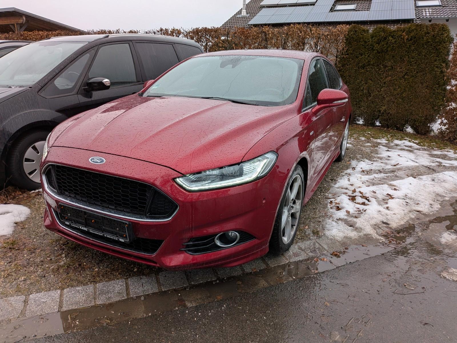Ford Mondeo Lim. ST-Line 8-Fach bereift