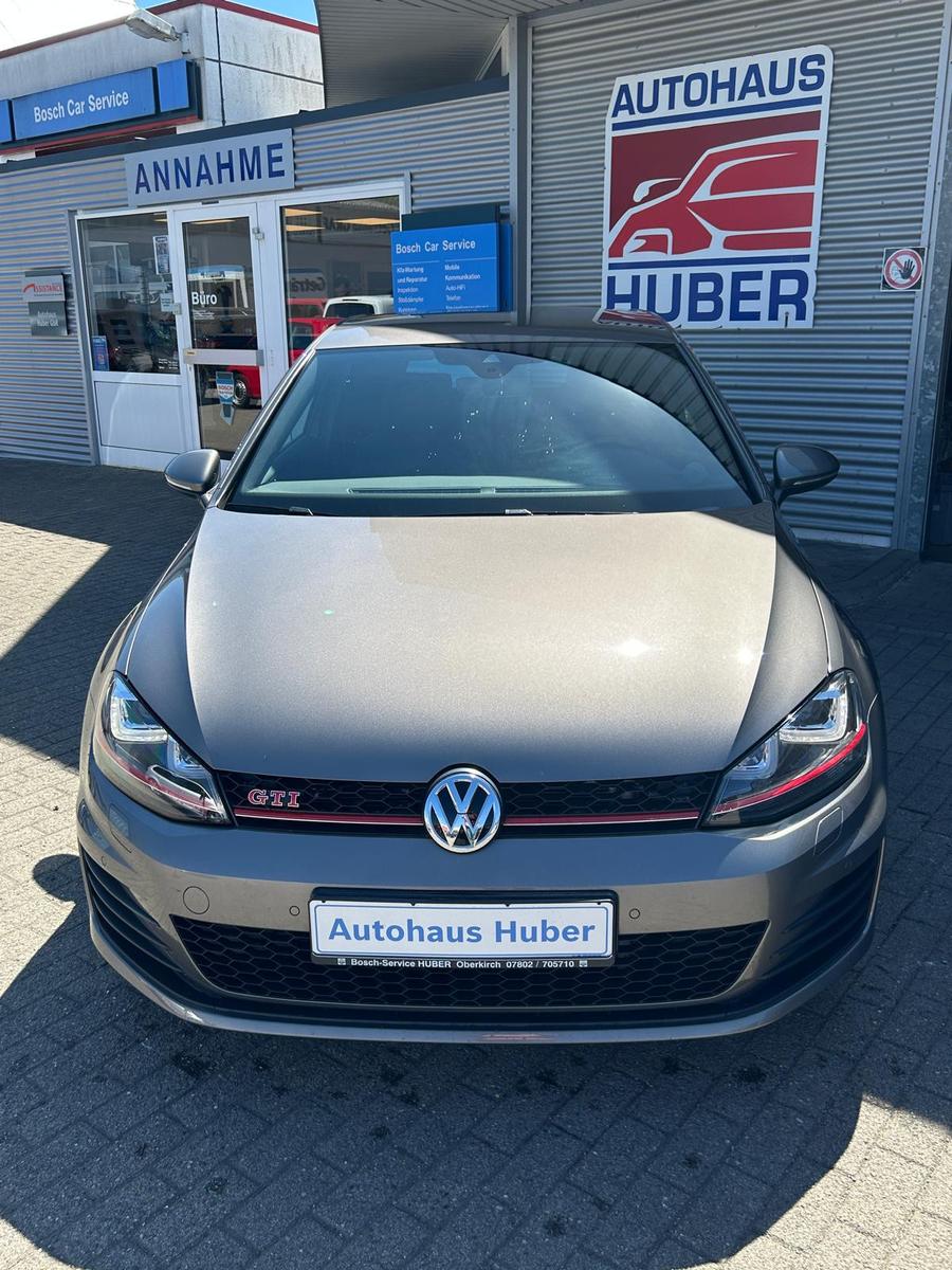 Volkswagen Golf VII Lim. GTI Performance BMT