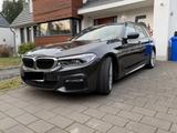 BMW 520d Tour./M-Sport/ACC/PANO/HUD/LEDER/KAM/+WR - BMW 520 in Mönchengladbach
