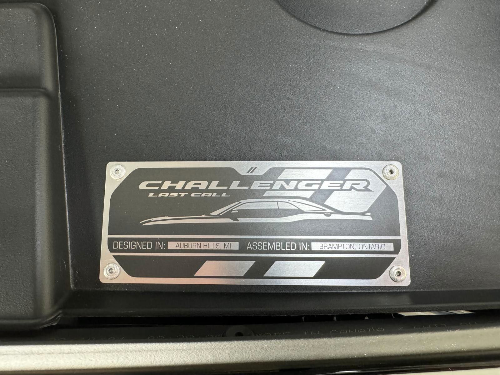 Fahrzeugabbildung Dodge CHALLENGER HELLCAT JAILBREAK -LAST CALL-CARBONE
