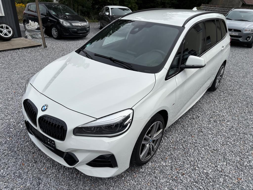 BMW 218