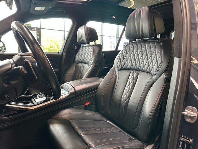 MYAUTOCENTER – Gebraucht- und Jahreswagen mit Werkstattservice in Pfaffenhofen BMW X7 *PANO(SKYLOUNGE)*HEADUP*6SITZER*5-ZONEN*VOLL*