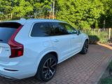 Volvo XC90 B5 AWD Geartronic Momentum Momentum - Volvo XC90 Momentum mit Benzin-Antrieb