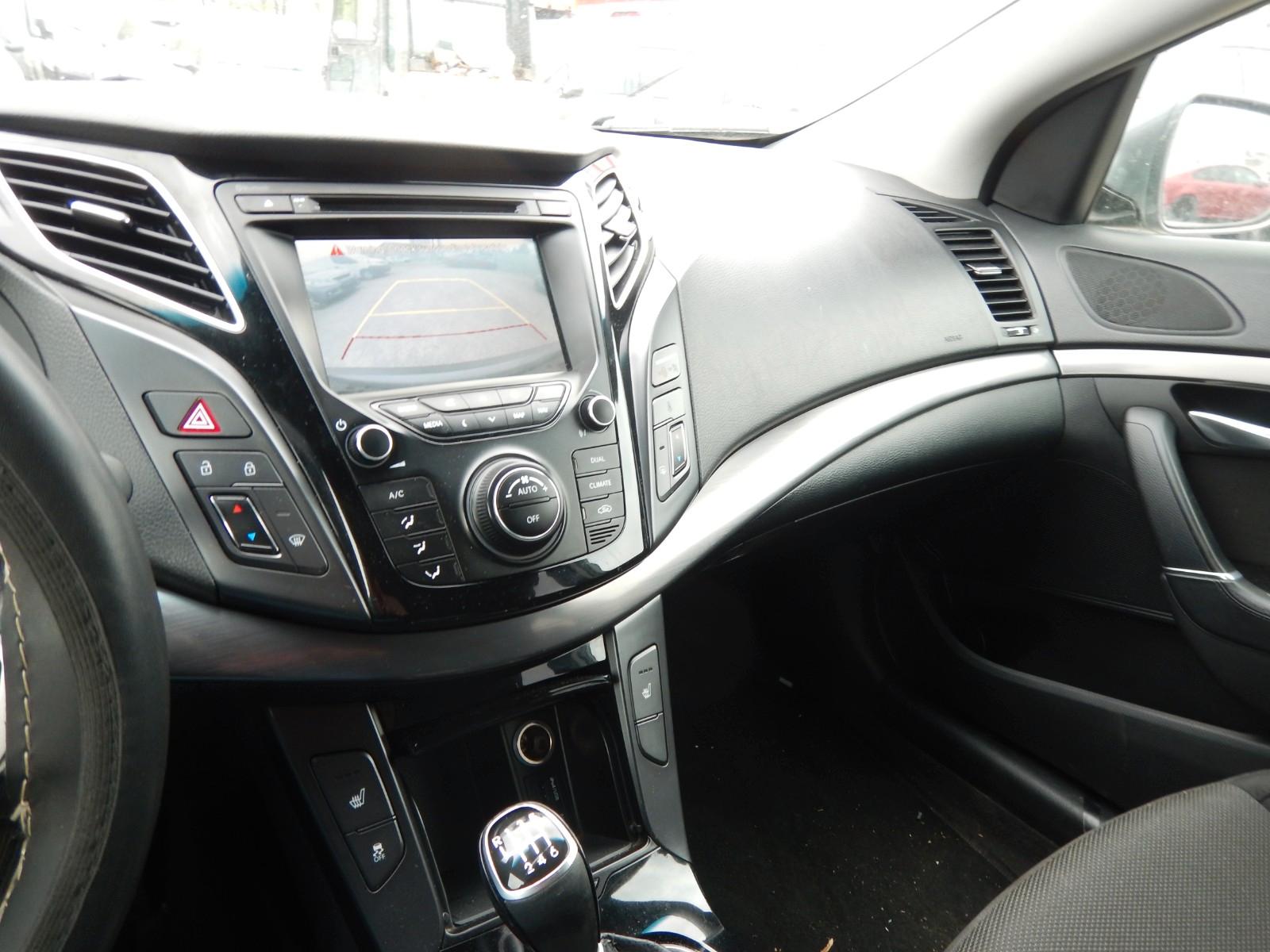Hyundai i40 2014 — photo 10