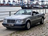 Mercedes-Benz 300 CE 24 V - Mercedes-Benz 300: Cabrio, Ce 24