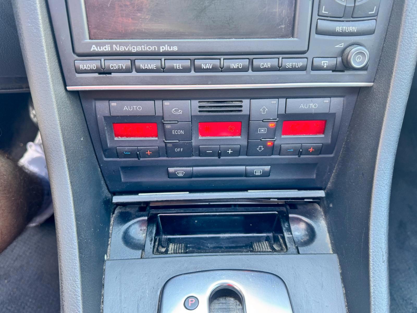 Audi A4 2007 — photo 18