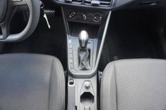 Fahrzeugabbildung Volkswagen Polo VI Comfortline DSG Klima Tempomat PDC TOP!