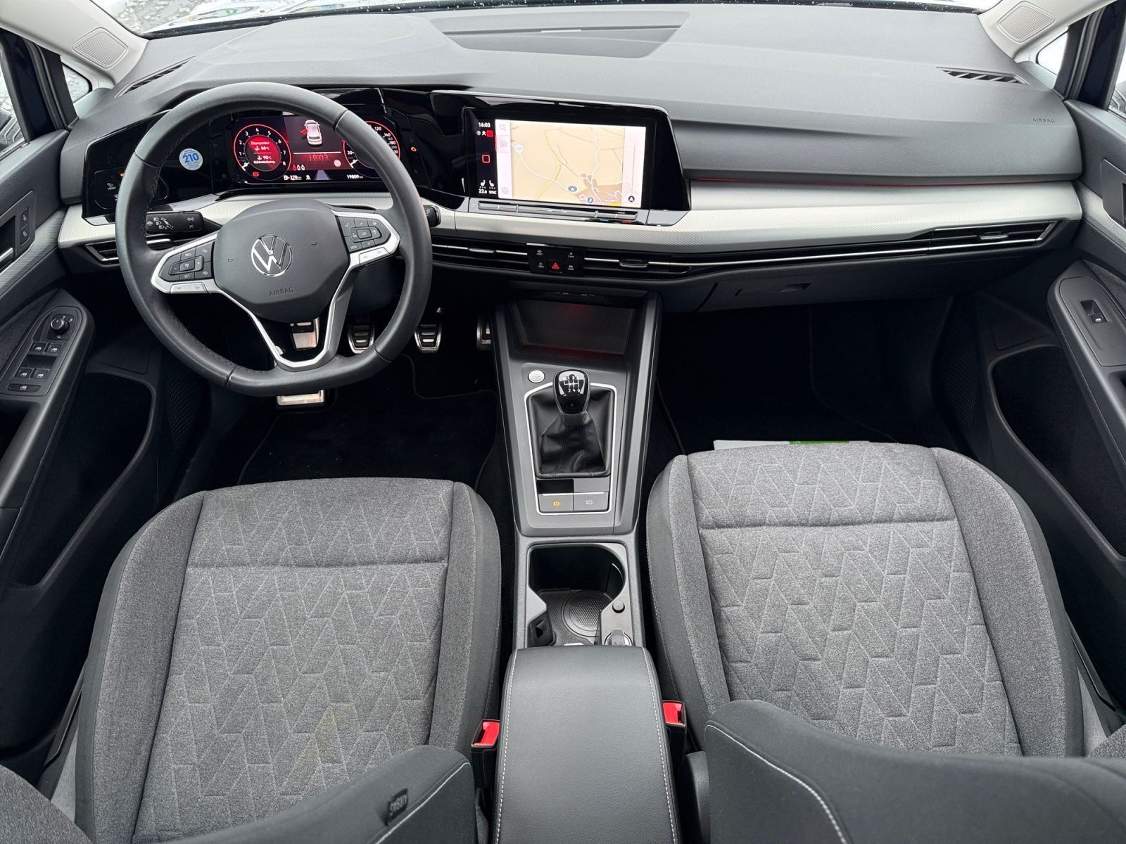 Volkswagen Golf - Bild 8