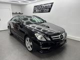 Mercedes-Benz E 200 CGI  BlueEfficiency*AMG Paket*Xenon*Leder - Mercedes-Benz E 200: Coupé, Cgi