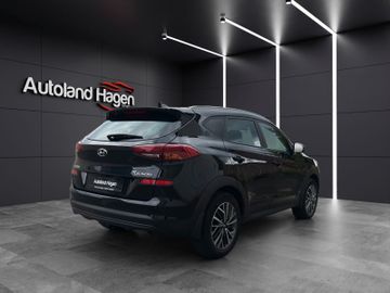 Hyundai TUCSON - 8