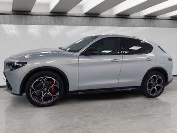 Alfa-Romeo Stelvio - 5