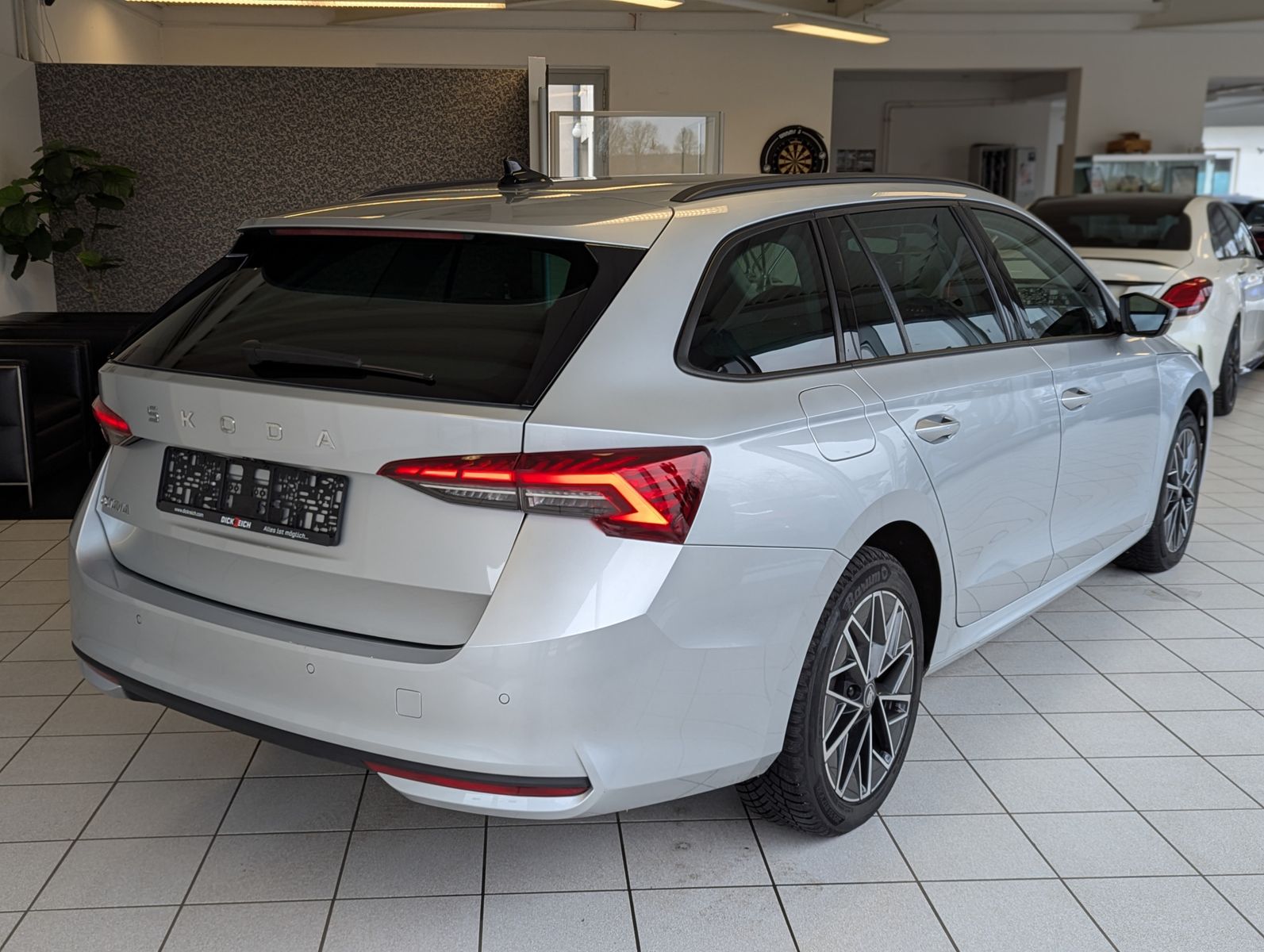 SKODA Octavia 1.5 TSI DSG ACC Style-Paket AHK 5J Garan - Image 7