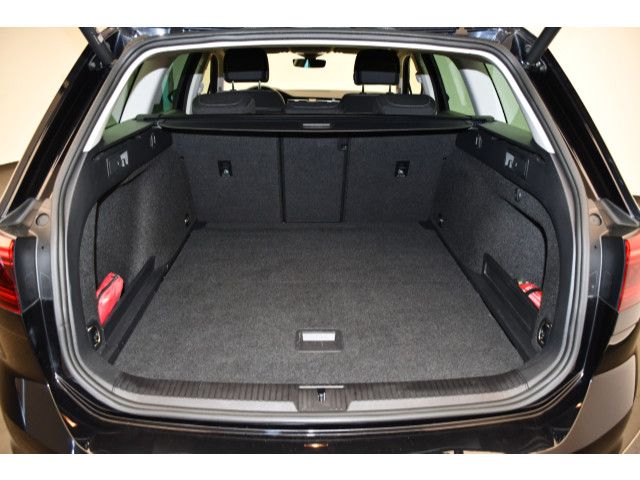 Volkswagen Passat Variant - Bild 10