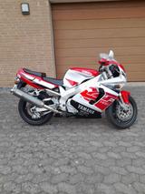 Yamaha YZF 750 R - YAMAHA YZF 750 R