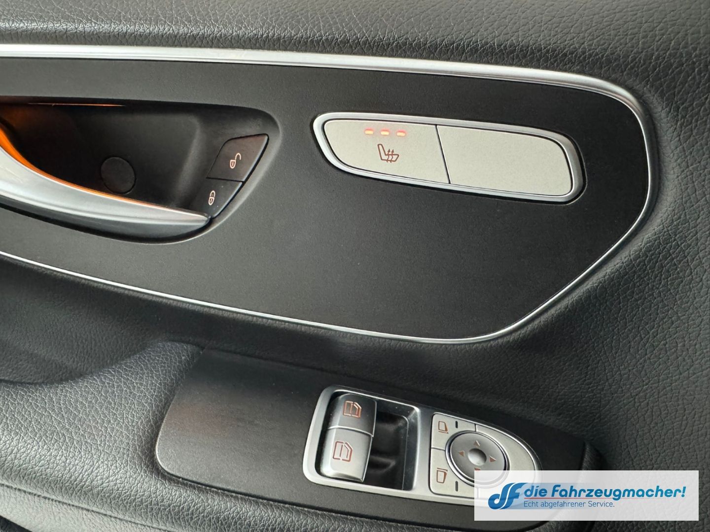 Fahrzeugabbildung Mercedes-Benz V 250 d kompakt LED Blendfreies Fernl. Kurvenlic