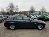 BMW 525d T AUTOM°NAVI°TEMPOM°PANO°HUD°SZHG°PDC°XENON - BMW 525 aus 2011: Kombi, 525d