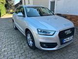 Audi Q3 2.0 TFSI quattro - - Audi Q3 von privat
