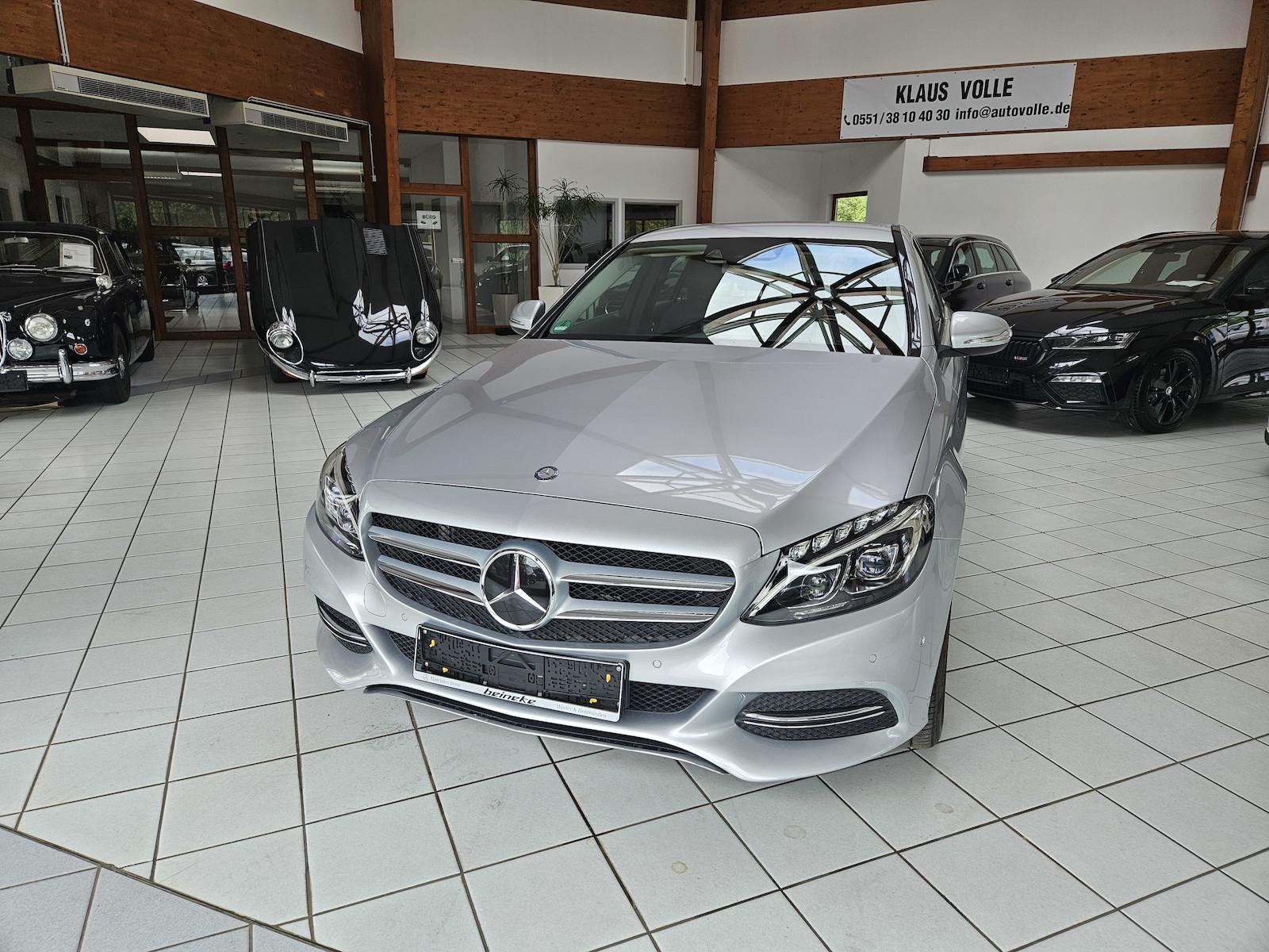 Mercedes-Benz C 180 Avantgarde LED AHK RFK Navi Distronic TOT