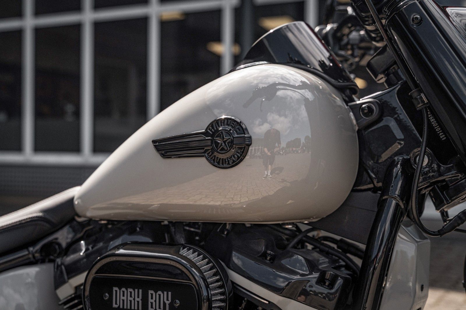 Fahrzeugabbildung Harley-Davidson DARK FAT BOY FLFBS 114 MY24 -JEKILL&HYDE-