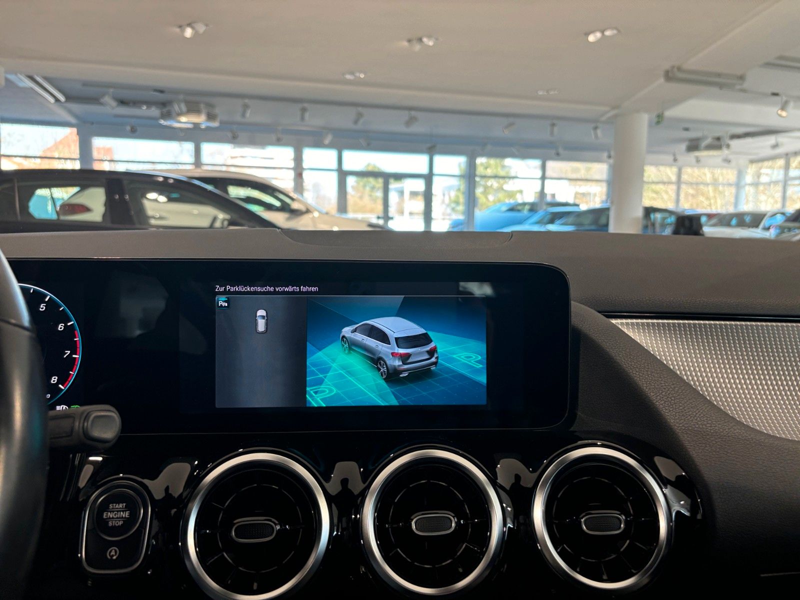 Mercedes-Benz B200 AUT 2.HD LED APP PARK NAV TEMP KLIMA SHZ foto 19
