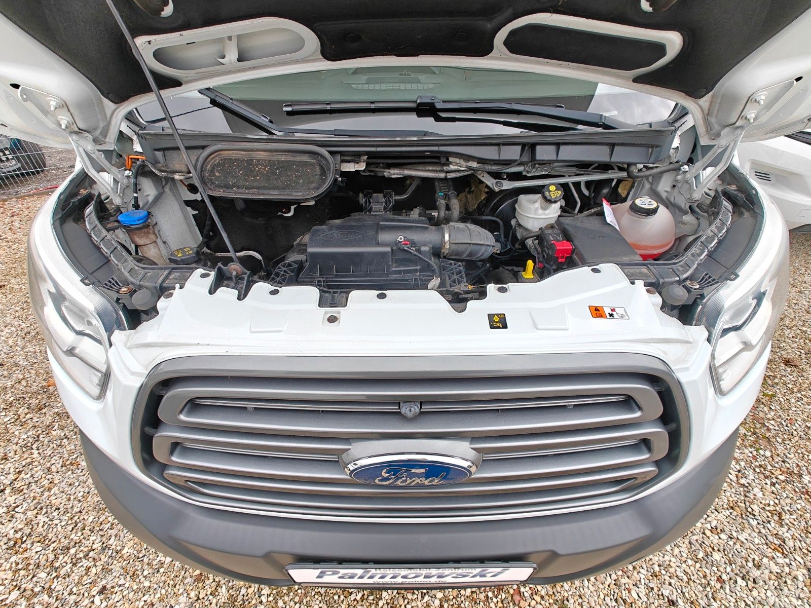 Fahrzeugabbildung Roller Team Kronos 275 - SAT, TV, Solar, 6 Sitz/Schlafplätze