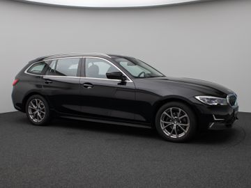 Fahrzeugabbildung BMW 320d xDr Tour Luxury Line AHK HiFI Laserlicht