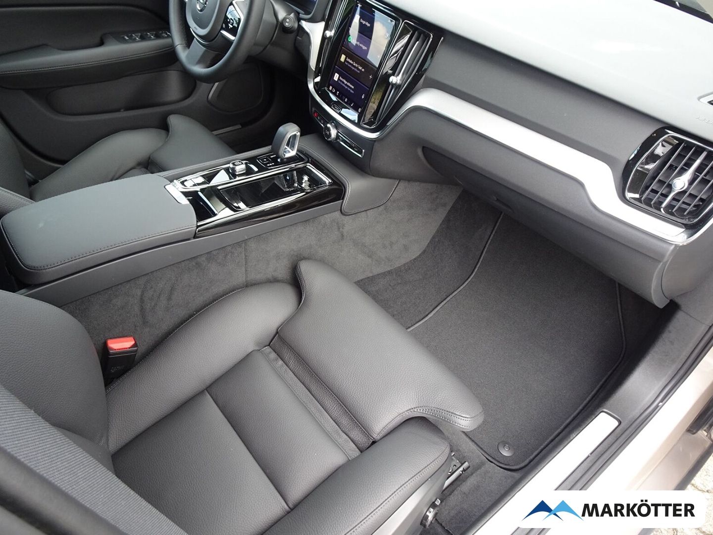 Volvo V60 T6 Plus Dark ACC/CAM/BLIS/4xSHZ/LHZ foto 18