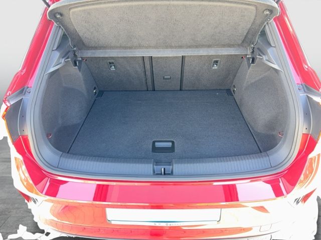 T-Roc R-LINE 1.5 TSI DSG PANO NAVI REAR VIEW AHK