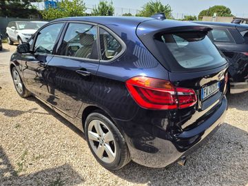 BMW 218 Active Tourer - 4