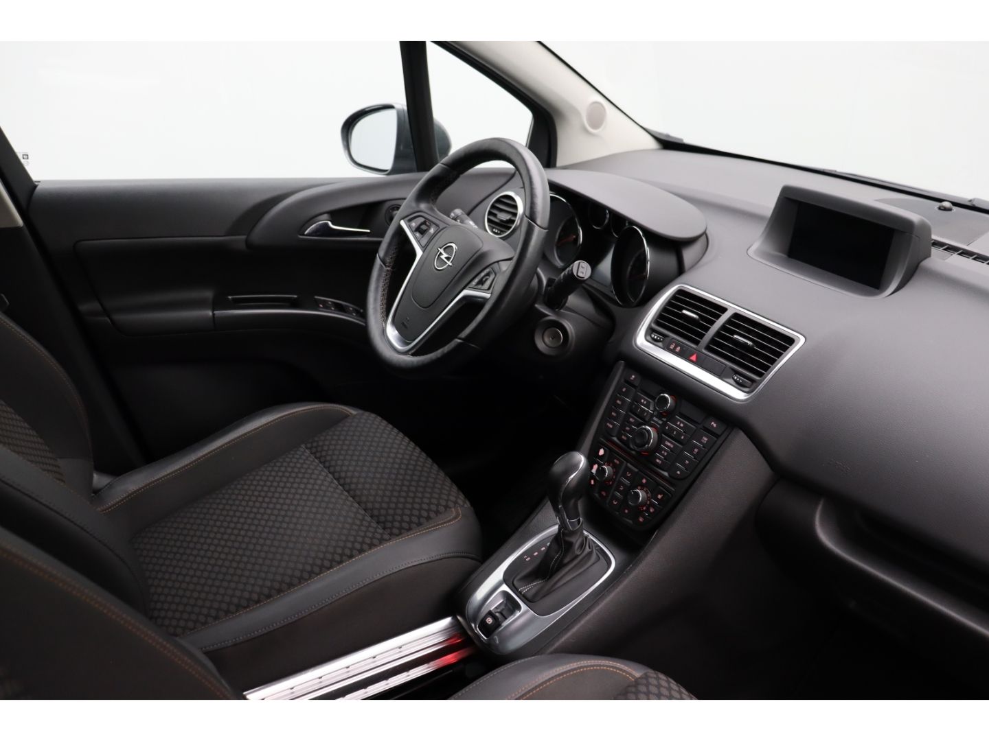 Fahrzeugabbildung Opel Meriva B 1.4 Innovation Kamera AHK 2-Zonen-Klima