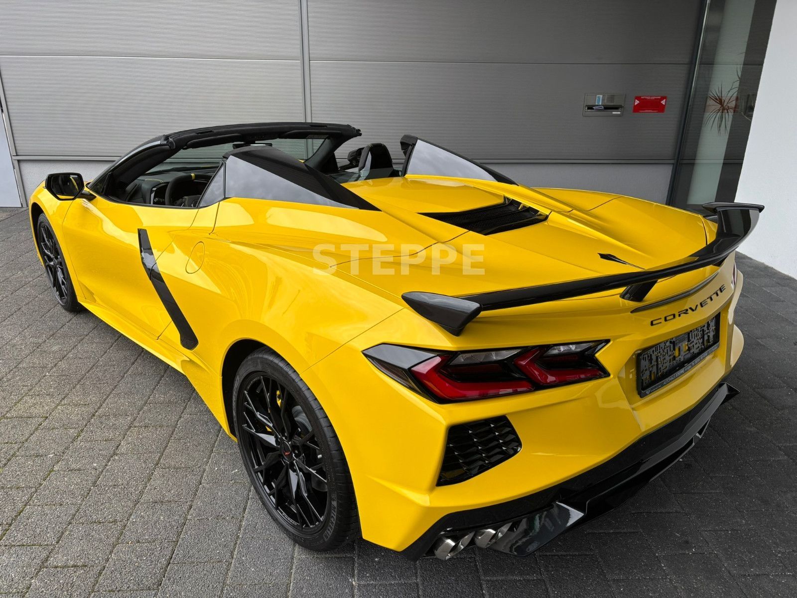 Corvette C8 Stingray Convertible 2025 3LT EUModell STEPPE