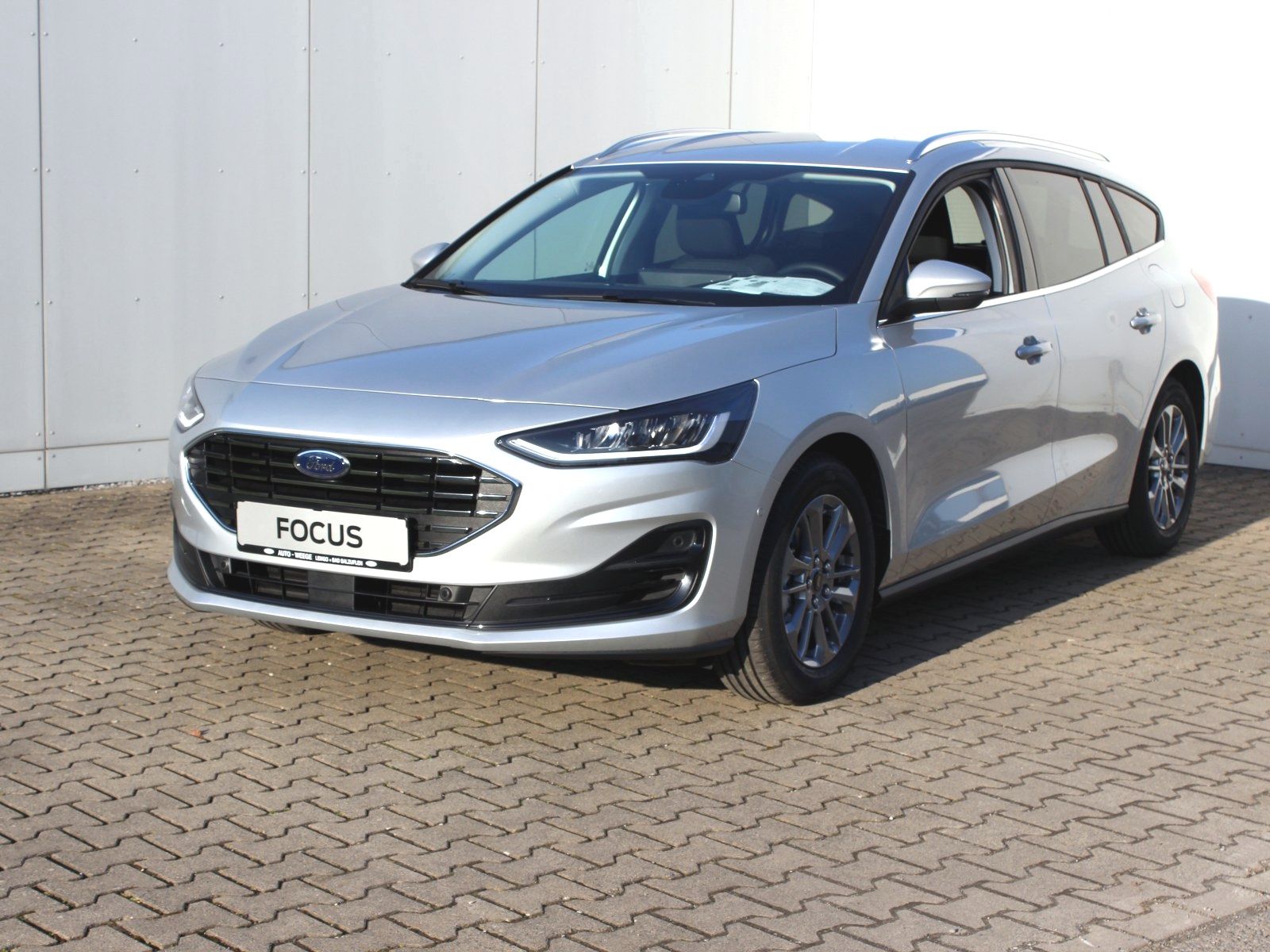 Fahrzeugabbildung Ford Focus Titanium X 1,0 EcoBoost MildHybrid