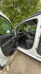 Peugeot Rifter PureTech 130 EAT8 GT L2 7-Sitzer GT - Peugeot Rifter von privat