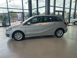 Mercedes-Benz B 180 NAVIGATION+SHZ+TEMPOMAT+PDC B 180 B B 180 - Mercedes-Benz B 180 in Frankfurt (Main)