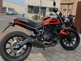 Ducati Sixty 2 Scrambler 400 ccm - DUCATI SIXTY2
