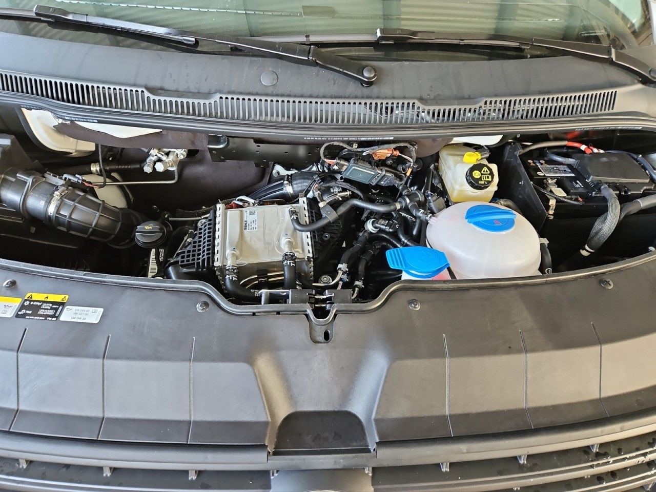 Fahrzeugabbildung Volkswagen T6.1 California Ocean Edition TDI 4Motion AHK