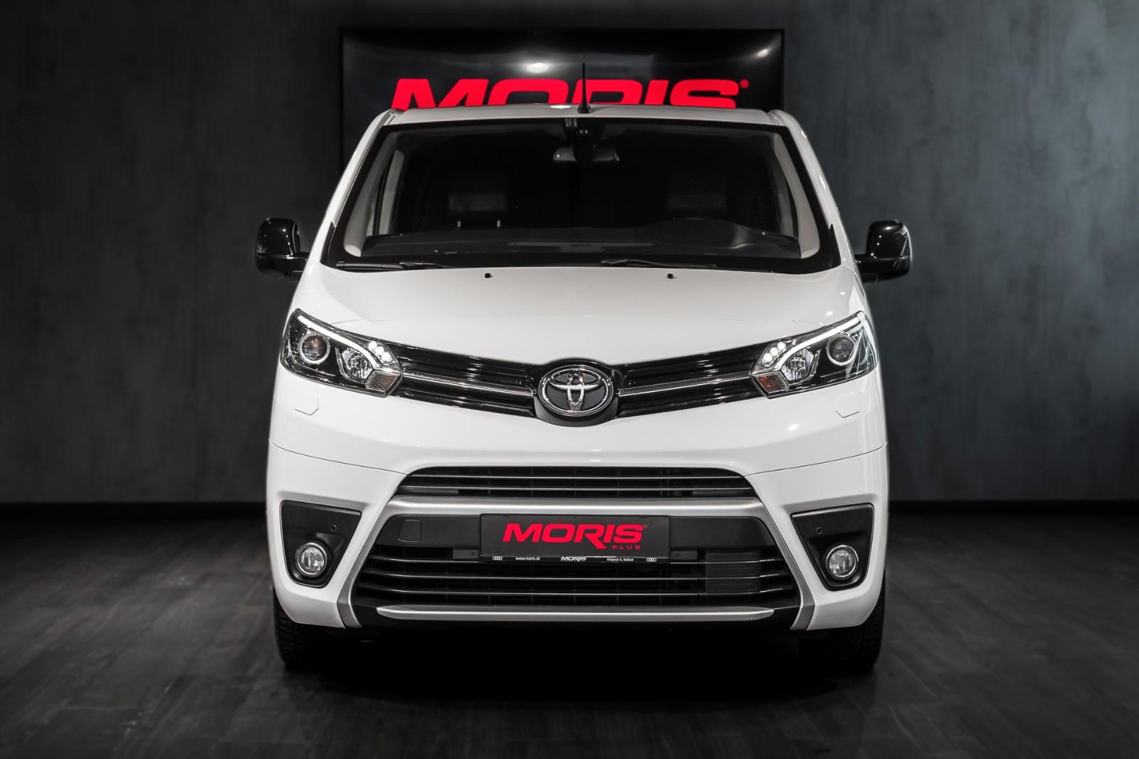 Toyota Proace Shuttle