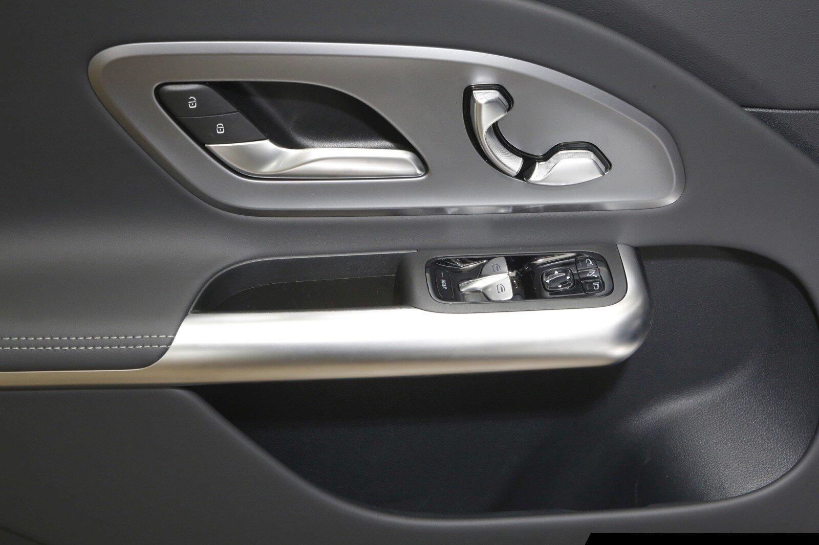 Mercedes-Benz GLB 200 EQ Progressive/360°/Pano/Night/Memory