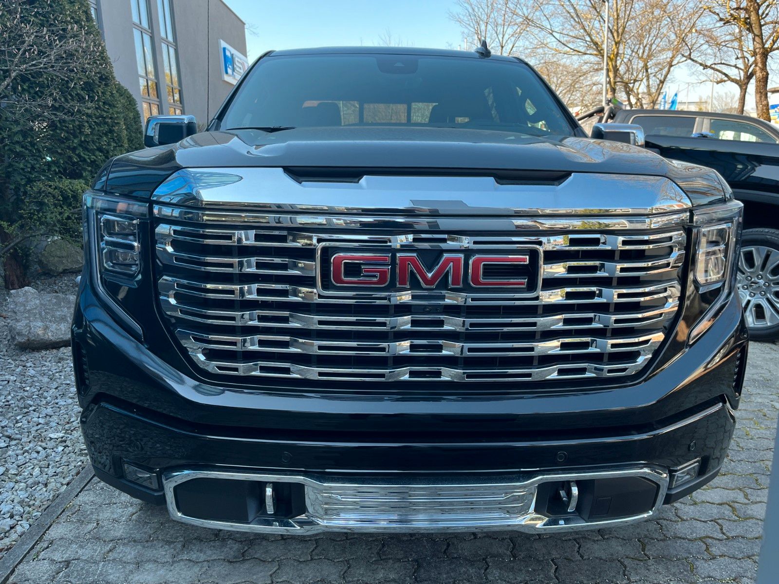 Fahrzeugabbildung GMC Sierra 1500 Denali 6.2 LPG*HeadUp*360°*Bose