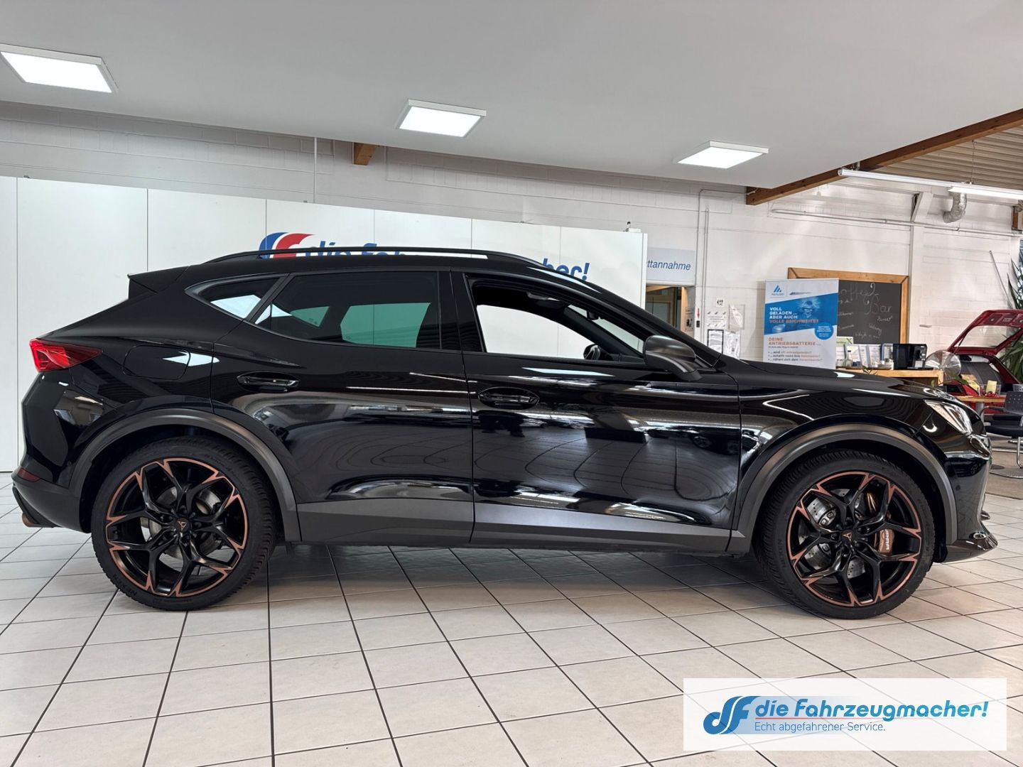 Fahrzeugabbildung CUPRA Formentor VZ5 4Drive AD Navi Leder Digitales Coc