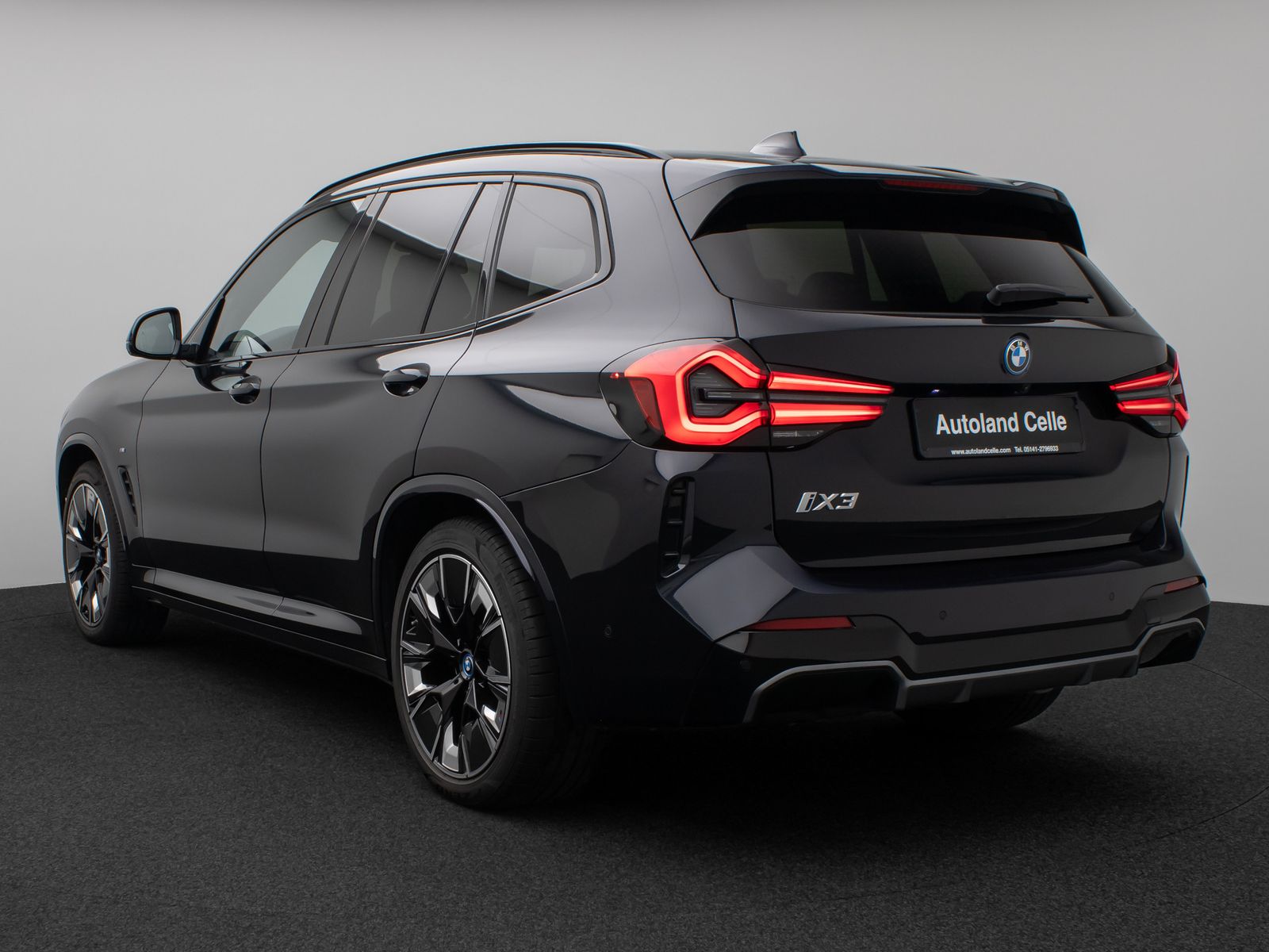 Fahrzeugabbildung BMW iX3 Impressive M Sport Panorama 360°HUD DAB H/K