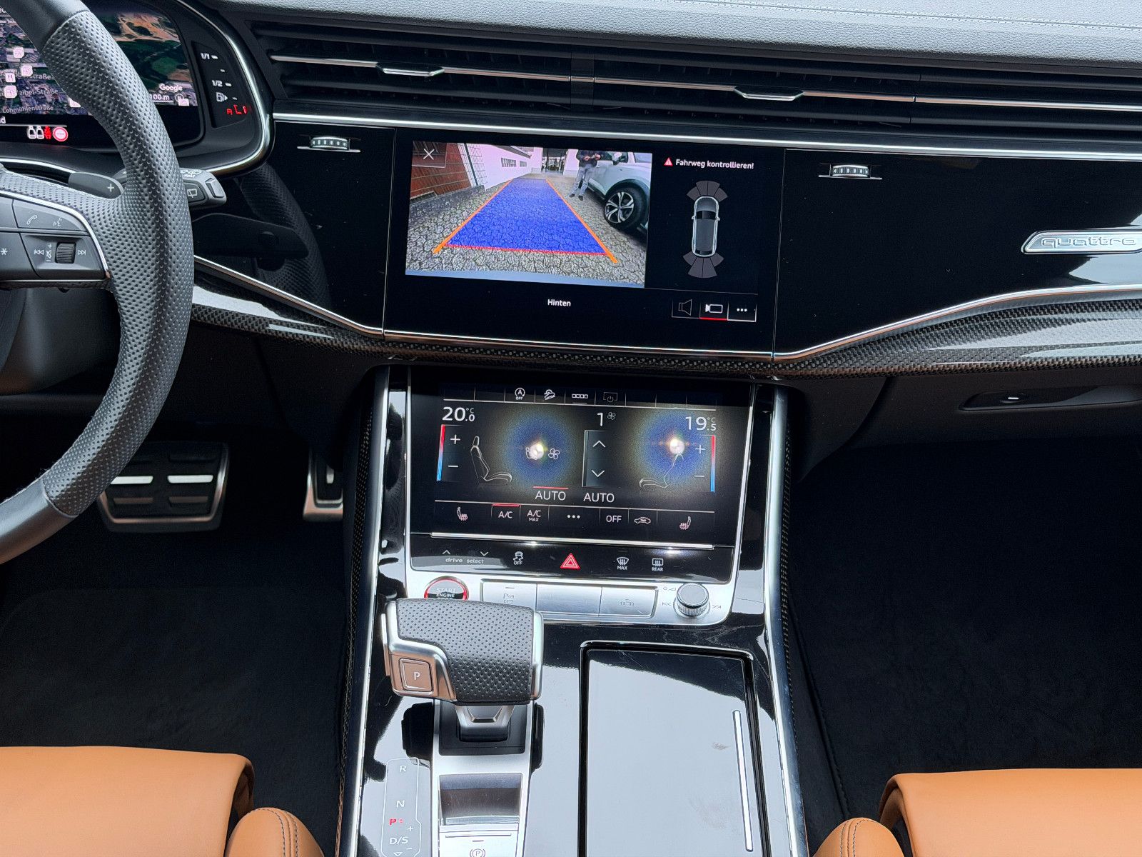 Fahrzeugabbildung Audi SQ8 4.0 TFSI quattro/EXCLUSIVE/ALCANTARA/BLACK