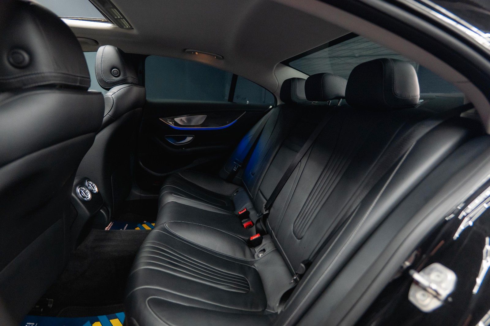 Fahrzeugabbildung Mercedes-Benz CLS 400d 4Matic AMG Night-Paket *Burmester*ACC*