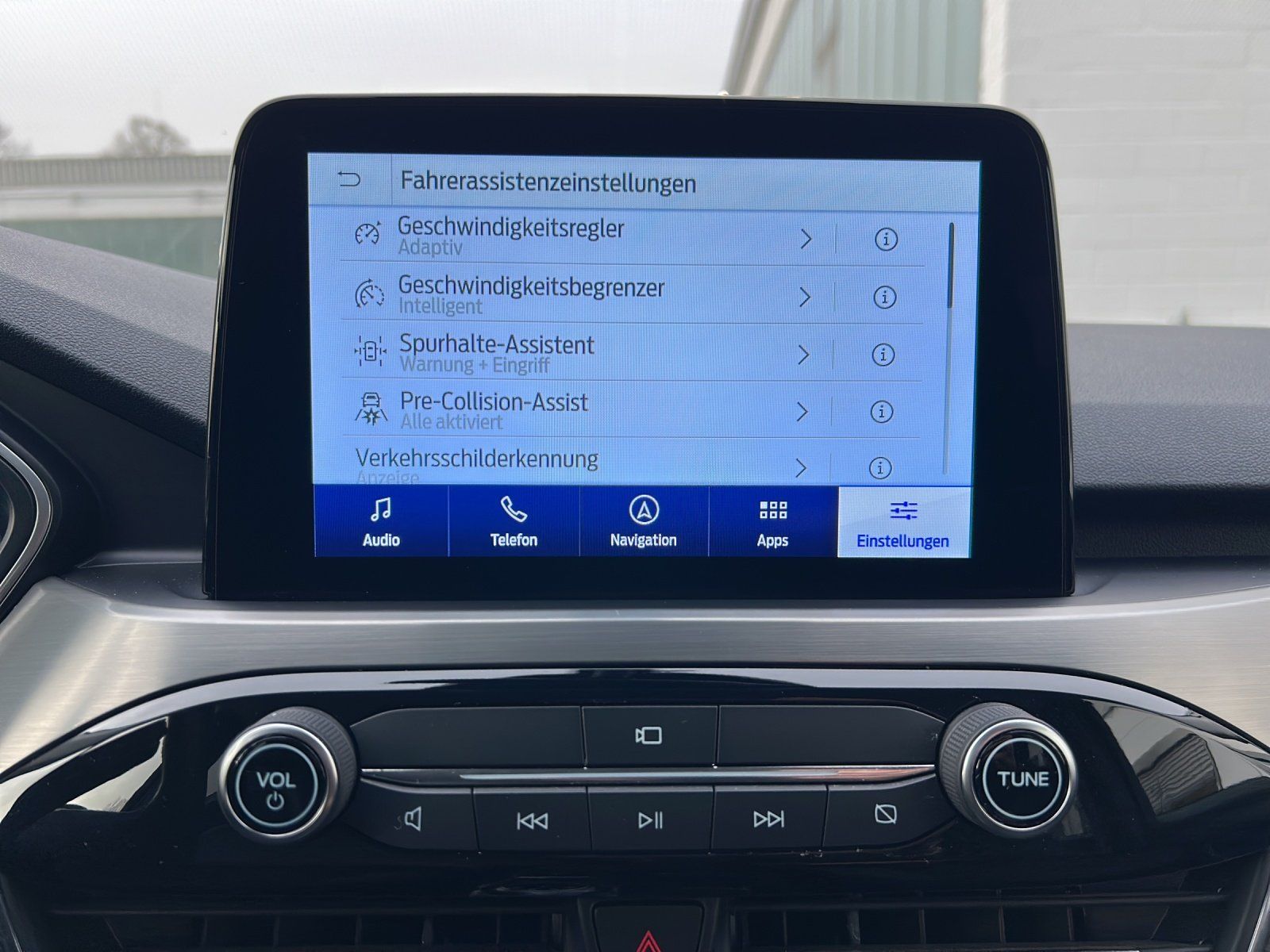 Fahrzeugabbildung Ford Kuga 2.5 PHEV Titanium X Aut./LED/ACC/KAMERA/B&O