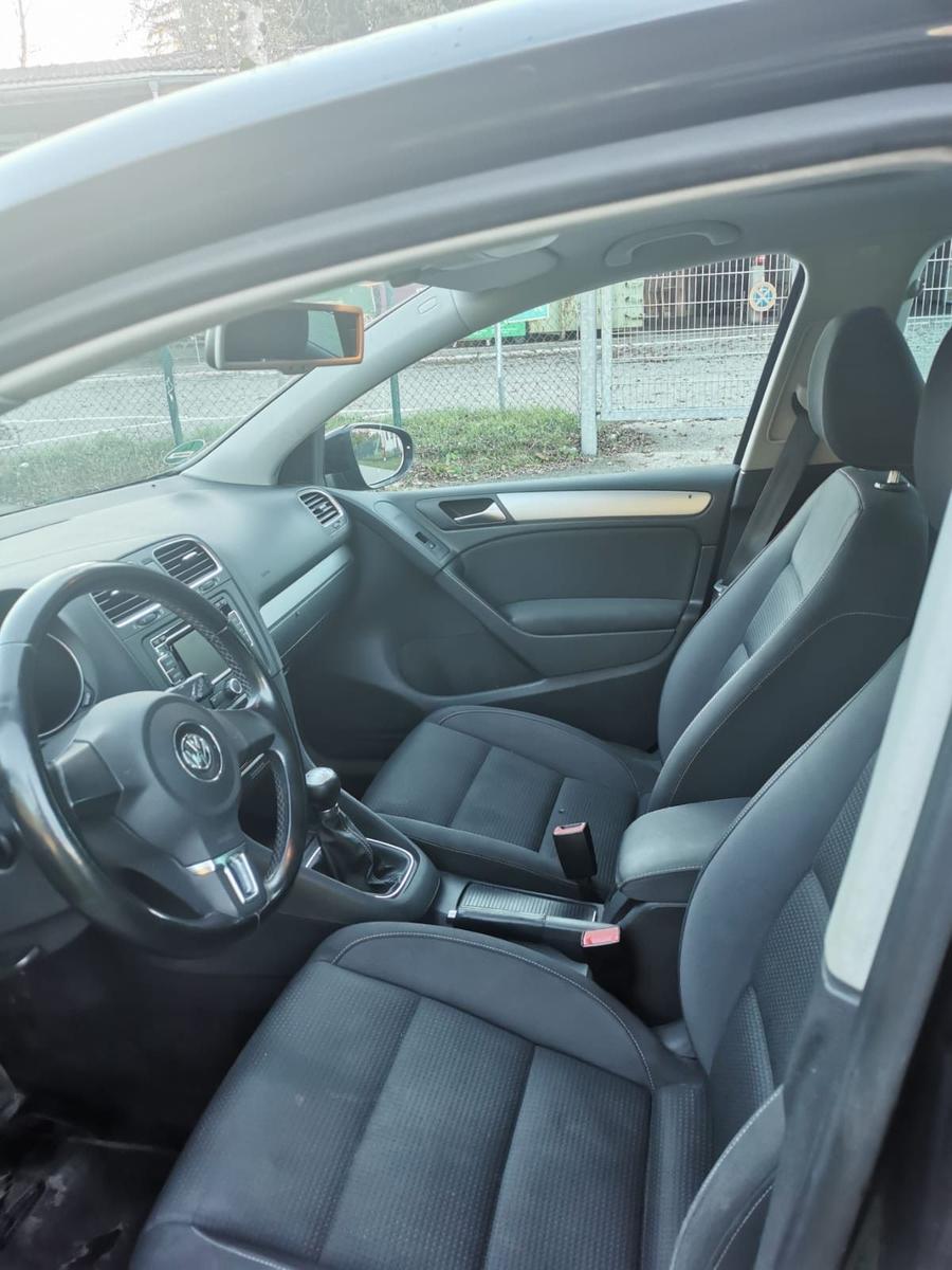 Volkswagen Golf 2010 — photo 5