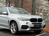 BMW X5 xDrive 30 d M-Paket M Leder AHK Pano - BMW X5 Gebrauchtwagen in Mülheim (Ruhr)