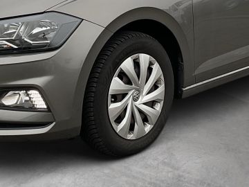 Volkswagen Polo - 8